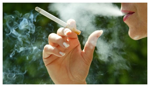 Î ÏÏŽÏ„ÎµÏ‚ Ï€Î±Î³ÎºÎ¿ÏƒÎ¼Î¯Ï‰Ï‚ Î¿Î¹ Î•Î»Î»Î·Î½Î¯Î´ÎµÏ‚ ÏƒÏ„Î¿ ÎºÎ¬Ï€Î½Î¹ÏƒÎ¼Î±live-in | Η Έξυπνη, Αντικειμενική και Εναλλακτική Ενημέρωση!