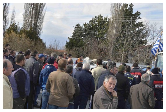 Î’Î³Î®ÎºÎ±Î½ Ï„Î± Ï„ÏÎ±ÎºÏ„Î­Ï ÏƒÏ„Î¿Ï…Ï‚ Î´ÏÏŒÎ¼Î¿Ï…Ï‚ Ï„Î·Ï‚ Î Î¹ÎµÏÎ¯Î±Ï‚ â€“ Î£Ï„Î¬ÏƒÎ· Î±Î½Î±Î¼Î¿Î½Î®Ï‚ Î±Ï€ÏŒ Ï„Î¿Ï…Ï‚ Î±Î³ÏÏŒÏ„ÎµÏ‚live-in | Η Έξυπνη, Αντικειμενική και Εναλλακτική Ενημέρωση!