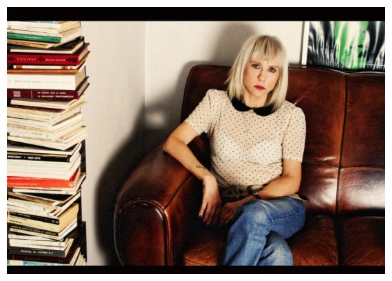 Î— Î£ÏŽÏ„Î· Î¤ÏÎ¹Î±Î½Ï„Î±Ï†ÏÎ»Î»Î¿Ï… ÏƒÏ„Î·Î½ ÎšÎ±Ï„ÎµÏÎ¯Î½Î· Î³Î¹Î± Ï„Î·Î½ Ï€Î±ÏÎ¿Ï…ÏƒÎ¯Î±ÏƒÎ· Ï„Î¿Ï… Î½Î­Î¿Ï… Ï„Î·Ï‚ Î²Î¹Î²Î»Î¯Î¿Ï…!live-in | Η Έξυπνη, Αντικειμενική και Εναλλακτική Ενημέρωση!