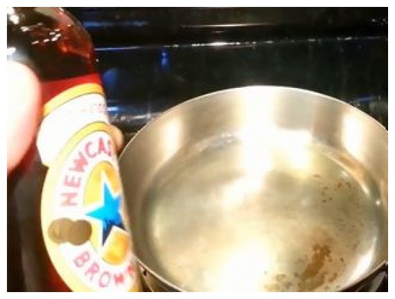 Î¤Î¹ ÏƒÏ…Î¼Î²Î±Î¯Î½ÎµÎ¹ ÏŒÏ„Î±Î½ ÏÎ¯Î¾ÎµÎ¹Ï‚ Î¼Ï€ÏÏÎ± ÏƒÎµ ÎºÎ±uÏ„ÏŒ Ï„Î·Î³Î¬Î½Î¹ [video]live-in | Η Έξυπνη, Αντικειμενική και Εναλλακτική Ενημέρωση!