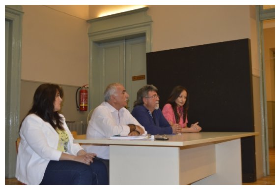 ÎšÎ­Î½Ï„ÏÎ¹ÏƒÎ±Î½ Ï„Î¿ ÎµÎ½Î´Î¹Î±Ï†Î­ÏÎ¿Î½ Ï„Î¿Ï… ÎºÎ¿Î¹Î½Î¿Ï Î¿Î¹ Â«ÎœÎ½Î®Î¼ÎµÏ‚ - Î£Ï„Î¹Î³Î¼Î­Ï‚ Î¼Î¹Î±Ï‚ ÎµÏ€Î¿Ï‡Î®Ï‚, ÏƒÏ„Î¹Î³Î¼Î­Ï‚ Î±Î½Î¸ÏÏ‰Ï€Î¹Î¬Ï‚Â»live-in | Η Έξυπνη, Αντικειμενική και Εναλλακτική Ενημέρωση!