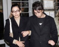 Î¥Ï€ÏŒÎ¸ÎµÏƒÎ· "Î¶Î±ÏÎ½Ï„Î¹Î½Î¹Î­ÏÎ±": Î‘Î¸ÏŽÎ¿Î¹ Î­Î¾Î¹ Î±ÏƒÏ„Ï…Î½Î¿Î¼Î¹ÎºÎ¿Î¯, Î­Î½Î¿Ï‡Î¿Î¹ Î´ÏÎ¿live-in | Η Έξυπνη, Αντικειμενική και Εναλλακτική Ενημέρωση!