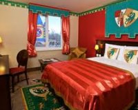 Î‘Î½Î¿Î¯Î³ÎµÎ¹ Ï„Î¹Ï‚ Ï€ÏÎ»ÎµÏ‚ Ï„Î¿Ï… Ï„Î¿ Ï€ÏÏŽÏ„Î¿ Î¾ÎµÎ½Î¿Î´Î¿Ï‡ÎµÎ¯Î¿ Lego!live-in | Η Έξυπνη, Αντικειμενική και Εναλλακτική Ενημέρωση!