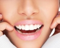 Î¤ÏÎ¿Ï†Î­Ï‚ Î³Î¹Î± Ï†Ï…ÏƒÎ¹ÎºÎ® Î»ÎµÏÎºÎ±Î½ÏƒÎ· ÏƒÏ„Î± Î´ÏŒÎ½Ï„Î¹Î± ÏƒÎ¿Ï…!live-in | Η Έξυπνη, Αντικειμενική και Εναλλακτική Ενημέρωση!