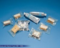 Î¤Î¹ Ï„ÏÏŽÎ½Îµ Î¿Î¹ Î±ÏƒÏ„ÏÎ¿Î½Î±ÏÏ„ÎµÏ‚ ÏŒÏ„Î±Î½ Î²ÏÎ¯ÏƒÎºÎ¿Î½Ï„Î±Î¹ ÏƒÏ„Î¿ Î´Î¹Î¬ÏƒÏ„Î·Î¼Î±;live-in | Η Έξυπνη, Αντικειμενική και Εναλλακτική Ενημέρωση!