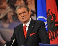 Î‘Î»Î²Î±Î½Î¯Î±: Î±Ï€Î±Î»Î»Î¬ÏƒÏƒÎµÎ¹ Ï„Î¿Ï…Ï‚ Î½Î­Î¿Ï…Ï‚ Ï…Ï€Î±Î»Î»Î®Î»Î¿Ï…Ï‚ Î±Ï€ÏŒ ÎºÎ¬Î¸Îµ Ï†ÏŒÏÎ¿ Î³Î¹Î± Ï„ÏÎ¯Î± Ï‡ÏÏŒÎ½Î¹Î±!live-in | Η Έξυπνη, Αντικειμενική και Εναλλακτική Ενημέρωση!