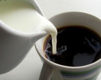 Î’Î¬Î¶ÎµÏ„Îµ Î³Î¬Î»Î± ÏƒÏ„Î¿Î½ ÎºÎ±Ï†Î­ ÏƒÎ±Ï‚; ÎœÎ¬Î»Î»Î¿Î½ Î¸Î± Ï€ÏÎ­Ï€ÎµÎ¹ Î½Î± ÏƒÏ„Î±Î¼Î±Ï„Î®ÏƒÎµÏ„Îµ!live-in | Η Έξυπνη, Αντικειμενική και Εναλλακτική Ενημέρωση!