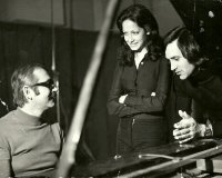 Σαν σήμεÏα ...ΣταÏÏος Κουγιουμτζής (1932 – 2005)live-in | Η Έξυπνη, Αντικειμενική και Εναλλακτική Ενημέρωση!