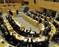 Î¥Ï€ÎµÏÏˆÎ·Ï†Î¯ÏƒÏ„Î·ÎºÎ±Î½ ÎºÎ±Î¹ Ï„Î± Ï„ÏÎ¯Î± Î½Î¿Î¼Î¿ÏƒÏ‡Î­Î´Î¹Î± Î±Ï€ÏŒ Ï„Î·Î½ ÎºÏ…Ï€ÏÎ¹Î±ÎºÎ® Î’Î¿Ï…Î»Î®live-in | Η Έξυπνη, Αντικειμενική και Εναλλακτική Ενημέρωση!