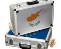"Î— Î•ÎšÎ¤ Î³Î½ÏŽÏÎ¹Î¶Îµ Î³Î¹Î± Ï„Î¿ Î¾Î­Ï€Î»Ï…Î¼Î± Ï‡ÏÎ®Î¼Î±Ï„Î¿Ï‚ ÏƒÏ„Î·Î½ ÎšÏÏ€ÏÎ¿ Ï€ÏÎ¹Î½ Ï„Î·Î½ Î­Î½Ï„Î±Î¾Î® Ï„Î·Ï‚ ÏƒÏ„Î·Î½ ÎµÏ…ÏÏ‰Î¶ÏŽÎ½Î·"live-in | Η Έξυπνη, Αντικειμενική και Εναλλακτική Ενημέρωση!