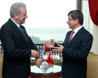 Î‘Ï…ÏƒÏ„Î·ÏÎ® Î±Ï€Î¬Î½Ï„Î·ÏƒÎ· ÏƒÏ„Î¹Ï‚ Ï€ÏÎ¿ÎºÎ»Î·Ï„Î¹ÎºÎ­Ï‚ Î´Î·Î»ÏŽÏƒÎµÎ¹Ï‚ ÎÏ„Î±Î²Î¿ÏÏ„Î¿Î³Î»Î¿Ï… Î³Î¹Î± Ï„Î·Î½ ÎšÏÏ€ÏÎ¿live-in | Η Έξυπνη, Αντικειμενική και Εναλλακτική Ενημέρωση!