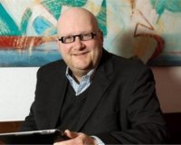 Î•Ï€Î¹Ï‡ÎµÎ¯ÏÎ·ÏƒÎ· ÏŒÏ€Î¿Ï… Î¿Î¹ Ï…Ï€Î¬Î»Î»Î·Î»Î¿Î¹ ÎºÎ±Î¸Î¿ÏÎ¯Î¶Î¿Ï…Î½ Î¼ÏŒÎ½Î¿Î¹ Ï„Î¿Ï…Ï‚ Ï„Î¿ Î¼Î¹ÏƒÎ¸ÏŒ ÎºÎ±Î¹ Ï„Î·Î½ Î¬Î´ÎµÎ¹Î¬ Ï„Î¿Ï…Ï‚live-in | Η Έξυπνη, Αντικειμενική και Εναλλακτική Ενημέρωση!