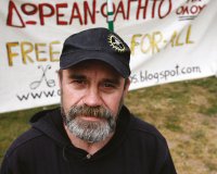 ÎˆÎ»Î»Î·Î½Î±Ï‚ Î³Î¹Î± ÏŒÏƒÎºÎ±Ï. Î†Î½ÎµÏÎ³Î¿Ï‚ Ï„Î±ÎÎ¶ÎµÎ¹ Î¼Îµ Ï„Î¿ Ï…ÏƒÏ„Î­ÏÎ·Î¼Î± Ï„Î¿Ï… 3.000 ÏƒÏ…Î¼Ï€Î±Ï„ÏÎ¹ÏŽÏ„ÎµÏ‚ Î¼Î±Ï‚live-in | Η Έξυπνη, Αντικειμενική και Εναλλακτική Ενημέρωση!