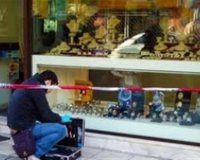 ÎšÎ±Ï„ÎµÏÎ¯Î½Î·: Î‘Î¹Î¼Î±Ï„Î·ÏÎ® Î»Î·ÏƒÏ„ÎµÎ¯Î± ÏƒÎµ ÎºÎ¿ÏƒÎ¼Î·Î¼Î±Ï„Î¿Ï€Ï‰Î»ÎµÎ¯Î¿ - Î•Î¾Î¿ÏƒÏ„ÏÎ±ÎºÎ¯ÏƒÏ„Î·ÎºÎµ ÏƒÏ†Î±Î¯ÏÎ± ÎºÎ±Î¹ Ï‡Ï„ÏÏ€Î·ÏƒÎµ Ï…Ï€Î¬Î»Î»Î·Î»Î¿!live-in | Η Έξυπνη, Αντικειμενική και Εναλλακτική Ενημέρωση!