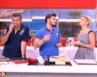Î†ÎºÎ·Ï‚ Î ÎµÏ„ÏÎµÏ„Î¶Î¯ÎºÎ·Ï‚: ÎˆÏ†Ï…Î³Îµ Î±Ï€ÏŒ Ï„Î¿ "Î ÏÏ‰Î¹Î½ÏŒ Mou" ÎºÎ±Î¹ Î´ÎµÎ½ Î¾Î±Î½Î±Î³ÏÏÎ¹ÏƒÎµlive-in | Η Έξυπνη, Αντικειμενική και Εναλλακτική Ενημέρωση!