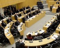 Î¤Î­Î»Î· Î‘Ï€ÏÎ¹Î»Î¯Î¿Ï… ÏƒÏ„Î·Î½ ÎºÏ…Ï€ÏÎ¹Î±ÎºÎ® Î’Î¿Ï…Î»Î® Ï„Î¿ Î¼Î½Î·Î¼ÏŒÎ½Î¹Î¿!live-in | Η Έξυπνη, Αντικειμενική και Εναλλακτική Ενημέρωση!