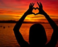 ÎˆÏÎµÏ…Î½ÎµÏ‚ 75 Ï‡ÏÏŒÎ½Ï‰Î½ Î±Ï€Î±Î½Ï„Î¿ÏÎ½: Î¤Î¹ ÎºÎ¬Î½ÎµÎ¹ Ï„Î¿Î½ Î¬Î½Î¸ÏÏ‰Ï€Î¿ Ï€ÏÎ±Î³Î¼Î±Ï„Î¹ÎºÎ¬ ÎµÏ…Ï„Ï…Ï‡Î¹ÏƒÎ¼Î­Î½Î¿;live-in | Η Έξυπνη, Αντικειμενική και Εναλλακτική Ενημέρωση!