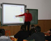 Î”Î¹Î±Î´ÏÎ±ÏƒÏ„Î¹ÎºÎ¿Î¯ Î·Î»ÎµÎºÏ„ÏÎ¿Î½Î¹ÎºÎ¿Î¯ Ï€Î¯Î½Î±ÎºÎµÏ‚ ÏƒÏ„Î± ÎµÎ»Î»Î·Î½Î¹ÎºÎ¬ ÏƒÏ‡Î¿Î»ÎµÎ¯Î±!live-in | Η Έξυπνη, Αντικειμενική και Εναλλακτική Ενημέρωση!