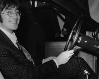"Î£Ï„Î¿ ÏƒÏ†Ï…ÏÎ¯" Ï„Î¿ Ï€ÏÏŽÏ„Î¿ Î±Ï…Ï„Î¿ÎºÎ¯Î½Î·Ï„Î¿ Ï„Î¿Ï… John Lennonlive-in | Η Έξυπνη, Αντικειμενική και Εναλλακτική Ενημέρωση!