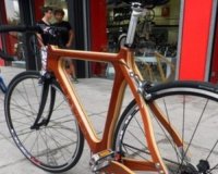 Î— Î•Î»Î»Î¬Î´Î± Î¼Ï€Î¿ÏÎµÎ¯ Ï€Î¿Î»Ï ÎºÎ±Î»ÏÏ„ÎµÏÎ±: Ï„Î¿ Ï€ÏÏŽÏ„Î¿ ÎµÎ»Î»Î·Î½Î¹ÎºÏŒ Î¾ÏÎ»Î¹Î½Î¿ Ï€Î¿Î´Î®Î»Î±Ï„Î¿live-in | Η Έξυπνη, Αντικειμενική και Εναλλακτική Ενημέρωση!