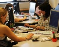 Î¥Ï€Î¬Î»Î»Î·Î»Î¿Î¹ Î±Ï…Ï„Î¿Ï‡ÏÎ¯ÏƒÎ¸Î·ÎºÎ±Î½ Î´Î¹ÎµÏ…Î¸Ï…Î½Ï„Î­Ï‚ ÎºÎ±Î¹ Î­Î´Î¹Î½Î±Î½ Î¬Î´ÎµÎ¹ÎµÏ‚live-in | Η Έξυπνη, Αντικειμενική και Εναλλακτική Ενημέρωση!