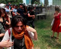 Η ΤουÏκία σε αναβÏασμό! Μια αφίσα εμπνευσμÎνη από τα τελευταία γεγονότα!live-in | Η Έξυπνη, Αντικειμενική και Εναλλακτική Ενημέρωση!