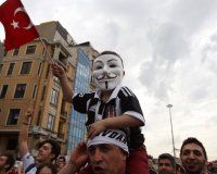 Î“Î¹Î±Ï„Î¯ Î²Î³Î®ÎºÎ±Î½ Ï‡Î¹Î»Î¹Î¬Î´ÎµÏ‚ Î¤Î¿ÏÏÎºÎ¿Î¹ ÏƒÏ„Î¿Ï…Ï‚ Î´ÏÏŒÎ¼Î¿Ï…Ï‚; ÎŒÏ‡Î¹ Ï€Î¬Î½Ï„Ï‰Ï‚ Î³Î¹Î± Î­Î½Î± Ï€Î¬ÏÎºÎ¿!live-in | Η Έξυπνη, Αντικειμενική και Εναλλακτική Ενημέρωση!