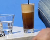 ÎŸÎ¹ ÎºÎ±Î»ÏÏ„ÎµÏÎ¿Î¹ ÎºÎ±Î»Î¿ÎºÎ±Î¹ÏÎ¹Î½Î¿Î¯ ÎºÎ±Ï†Î­Î´ÎµÏ‚!live-in | Η Έξυπνη, Αντικειμενική και Εναλλακτική Ενημέρωση!