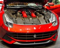 ÎŸÎ´Î·Î³Î¿ÏÎ¼Îµ Ï„Î· Ferrari F12 Berlinettalive-in | Η Έξυπνη, Αντικειμενική και Εναλλακτική Ενημέρωση!