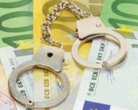 Î£Ï…Î½ÎµÎ»Î®Ï†Î¸Î· 50Ï‡ÏÎ¿Î½Î· Î·Î¼ÎµÎ´Î±Ï€Î® Î³Î¹Î± Î¼Î· ÎºÎ±Ï„Î±Î²Î¿Î»Î® Ï‡ÏÎµÏŽÎ½ Ï€ÏÎ¿Ï‚ Ï„Î¿ Î”Î·Î¼ÏŒÏƒÎ¹Î¿ ÏƒÏ„Î·Î½ ÎšÎ±Ï„ÎµÏÎ¯Î½Î·live-in | Η Έξυπνη, Αντικειμενική και Εναλλακτική Ενημέρωση!