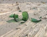 Î¤Î¹ Ï€ÏÎ­Ï€ÎµÎ¹ Î½Î± ÎºÎ¬Î½ÎµÏ„Îµ Î±Î½ Ï€Î±Ï„Î®ÏƒÎµÏ„Îµ Î³Ï…Î±Î»Î¯ Î® Ï„ÎµÎ½ÎµÎºÎµÎ´Î¬ÎºÎ¹ ÏƒÏ„Î·Î½ Ï€Î±ÏÎ±Î»Î¯Î±live-in | Η Έξυπνη, Αντικειμενική και Εναλλακτική Ενημέρωση!