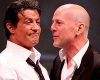 Expendables 3: ÎŸ Î£Ï„Î±Î»ÏŒÎ½Îµ Î±Î½Î±ÎºÎ¿Î¹Î½ÏŽÎ½ÎµÎ¹ ÏƒÏ…Î¼Î¼ÎµÏ„Î¿Ï‡Î® Ï„Î¿Ï… Î§Î¬ÏÎ¹ÏƒÎ¿Î½ Î¦Î¿ÏÎ½Ï„ ÎºÎ±Î¹ ÎµÏ€Î¹Ï„Î¯Î¸ÎµÏ„Î±Î¹ ÏƒÏ„Î¿Î½ ÎœÏ€ÏÎ¿Ï…Ï‚ Î“Î¿Ï…Î¯Î»Î¹Ï‚!live-in | Η Έξυπνη, Αντικειμενική και Εναλλακτική Ενημέρωση!