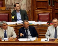 Î”Î¹Î±ÎºÎ¿Ï€Î­Ï‚ Ï„Î­Î»Î¿Ï‚ Î³Î¹Î± Ï„Î·Î½ ÎºÏ…Î²Î­ÏÎ½Î·ÏƒÎ· - ÎžÎµÎºÎ¹Î½Î¬ Î¿ Ï€Î¿Î»Î¹Ï„Î¹ÎºÏŒÏ‚ "ÎºÎ±ÏÏƒÏ‰Î½Î±Ï‚"live-in | Η Έξυπνη, Αντικειμενική και Εναλλακτική Ενημέρωση!