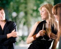 Î¤Î¹ ÎºÎ¿Î¹Ï„Î¬Î½Îµ Ï€ÏÏŽÏ„Î± Î¿Î¹ Î¬Î½Î´ÏÎµÏ‚ ÏƒÏ„Î¹Ï‚ Î³Ï…Î½Î±Î¯ÎºÎµÏ‚ ÎºÎ±Î¹ Ï„Î¹ Î¿Î¹ Î³Ï…Î½Î±Î¯ÎºÎµÏ‚ ÏƒÏ„Î¿Ï…Ï‚ Î¬Î½Î´ÏÎµÏ‚;live-in | Η Έξυπνη, Αντικειμενική και Εναλλακτική Ενημέρωση!