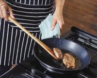 Î¤Î¿ ÎºÏŒÎ»Ï€Î¿ Î³Î¹Î± Î½Î± Î¼Î·Î½ Ï€ÎµÏ„Î¬Î³ÎµÏ„Î±Î¹ Ï„Î¿ Î»Î¬Î´Î¹ Ï€Î¬Î½Ï‰ ÏƒÎ±Ï‚ ÏŒÏ„Î±Î½ Ï„Î·Î³Î±Î½Î¯Î¶ÎµÏ„Îµ!live-in | Η Έξυπνη, Αντικειμενική και Εναλλακτική Ενημέρωση!