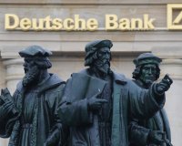 Deutsche Bank: Î’Î»Î­Ï€ÎµÎ¹ 0,8% Î±Î½Î¬Ï€Ï„Ï…Î¾Î· ÏƒÏ„Î·Î½ Î•Î»Î»Î¬Î´Î± Ï„Î¿ 2014 ÎºÎ±Î¹ ÏƒÏ„Î¿ 2% Ï„Î¿ 2015!live-in | Η Έξυπνη, Αντικειμενική και Εναλλακτική Ενημέρωση!