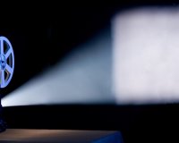 ÎžÎµÎºÎ¹Î½Î¬ÎµÎ¹ Î· Ï€ÏÎ¿Î²Î¿Î»Î® Ï„Î±Î¹Î½Î¹ÏŽÎ½ Î±Ï€ÏŒ Ï„Î·Î½ ÎšÎ¹Î½/Ï†Î¹ÎºÎ® Î›Î­ÏƒÏ‡Î· ÎšÎ±Ï„ÎµÏÎ¯Î½Î·Ï‚!â€live-in | Η Έξυπνη, Αντικειμενική και Εναλλακτική Ενημέρωση!