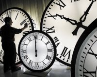 Î Î¿Î¹Î¿Ï‚ ÎµÎ¯Ï‡Îµ Ï„Î·Î½ Î¹Î´Î­Î± ÎºÎ±Î¹ Î³Î¹Î±Ï„Î¯ Î±Î»Î»Î¬Î¶Î¿Ï…Î¼Îµ Î´Ï…Î¿ Ï†Î¿ÏÎ­Ï‚ Ï„Î¿ Ï‡ÏÏŒÎ½Î¿ Ï„Î·Î½ ÏŽÏÎ±;live-in | Η Έξυπνη, Αντικειμενική και Εναλλακτική Ενημέρωση!