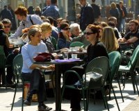 Â«Î— Î¿Î¹ÎºÎ¿Î½Î¿Î¼Î¯Î± Ï„Î¿Ï… Ï†ÏÎ±Ï€Î­Â»: Î¤Î¿ 90% Ï„Ï‰Î½ Î½Î­Ï‰Î½ ÎµÏ€Î¹Ï‡ÎµÎ¹ÏÎ®ÏƒÎµÏ‰Î½ ÎµÎ¯Î½Î±Î¹ Î¼Ï€Î±Ï, ÎµÏƒÏ„Î¹Î±Ï„ÏŒÏÎ¹Î± ÎºÎ±Ï†ÎµÏ„Î­ÏÎ¹ÎµÏ‚live-in | Η Έξυπνη, Αντικειμενική και Εναλλακτική Ενημέρωση!