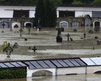 Ο τυφώνας ισοπÎδωσε τις Φιλιππίνες - Τουλάχιστον 10.000 οι νεκÏοί - ΣυγκλονιστικÎÏ‚ εικόνεςlive-in | Η Έξυπνη, Αντικειμενική και Εναλλακτική Ενημέρωση!