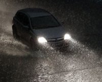 ÎœÎ¯Î± Î³Ï…Î½Î±Î¯ÎºÎ± Î½ÎµÎºÏÎ® ÎºÎ±Î¹ Î´ÏÎ¿ Î±Î³Î½Î¿Î¿ÏÎ¼ÎµÎ½Î¿Î¹ Î±Ï€ÏŒ Ï„Î¹Ï‚ Ï€Î»Î·Î¼Î¼ÏÏÎµÏ‚ ÏƒÏ„Î· Î¡ÏŒÎ´Î¿live-in | Η Έξυπνη, Αντικειμενική και Εναλλακτική Ενημέρωση!