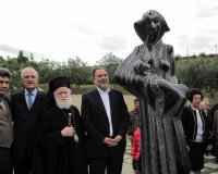 Î”ÎµÎ¯Ï„Îµ "Î¤Î¿ Î†Î³Î±Î»Î¼Î± Ï„Î·Ï‚ ÎœÎ¬Î½Î±Ï‚" Ï€Î¿Ï… Î±Ï€Î¿ÎºÎ±Î»ÏÏ†Ï„Î·ÎºÎµ ÏƒÏ„Î· ÎšÏÎ®Ï„Î·live-in | Η Έξυπνη, Αντικειμενική και Εναλλακτική Ενημέρωση!