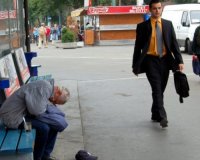 Î•Î¡Î•Î¥ÎÎ‘: Î•Î¯Î½Î±Î¹ ÏƒÎ¯Î³Î¿Ï…ÏÎ¿, Î¿Î¹ Ï€Î»Î¿ÏÏƒÎ¹Î¿Î¹ Î´Îµ Î½Î¿Î¹Î¬Î¶Î¿Î½Ï„Î±Î¹...live-in | Η Έξυπνη, Αντικειμενική και Εναλλακτική Ενημέρωση!