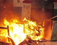 Î›Î¯Î²Î±Î½Î¿Ï‚: ÎˆÎºÎ±ÏˆÎ±Î½ Î²Î¹Î²Î»Î¹Î¿Î¸Î®ÎºÎ· ÎµÎ»Î»Î·Î½Î¿ÏÎ¸ÏŒÎ´Î¿Î¾Î¿Ï… Î¹ÎµÏÎ­Î± Î¼Îµ ÏƒÏ€Î¬Î½Î¹Î± Î²Î¹Î²Î»Î¯Î±live-in | Η Έξυπνη, Αντικειμενική και Εναλλακτική Ενημέρωση!