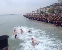 Î•Î¿ÏÏ„Î±ÏƒÎ¼ÏŒÏ‚ Ï„Ï‰Î½ Î˜ÎµÎ¿Ï†Î±Î½ÎµÎ¯Ï‰Î½ ÏƒÏ„Î·Î½ Î Î±ÏÎ±Î»Î¯Î± ÎšÎ±Ï„ÎµÏÎ¯Î½Î·Ï‚!live-in | Η Έξυπνη, Αντικειμενική και Εναλλακτική Ενημέρωση!
