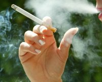 Î ÏÏŽÏ„ÎµÏ‚ Ï€Î±Î³ÎºÎ¿ÏƒÎ¼Î¯Ï‰Ï‚ Î¿Î¹ Î•Î»Î»Î·Î½Î¯Î´ÎµÏ‚ ÏƒÏ„Î¿ ÎºÎ¬Ï€Î½Î¹ÏƒÎ¼Î±live-in | Η Έξυπνη, Αντικειμενική και Εναλλακτική Ενημέρωση!