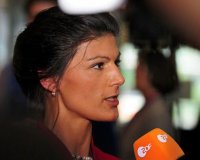 Î‘ÏÏ‡Î·Î³ÏŒÏ‚ ÎšÎŸ Die Linke: Î— ÎœÎ­ÏÎºÎµÎ» ÏƒÏ…Î½Ï…Ï€ÎµÏÎ¸Ï…Î½Î· Î³Î¹Î± Ï„Î¹Ï‚ Î±Ï…Ï„Î¿ÎºÏ„Î¿Î½Î¯ÎµÏ‚ ÏƒÏ„Î·Î½ Î•Î»Î»Î¬Î´Î±live-in | Η Έξυπνη, Αντικειμενική και Εναλλακτική Ενημέρωση!