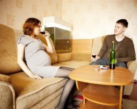 Î›Î¯Î³Î¿ Î±Î»ÎºÎ¿ÏŒÎ» ÏƒÏ„Î·Î½ ÎµÎ³ÎºÏ…Î¼Î¿ÏƒÏÎ½Î· ...Ï†Î­ÏÎ½ÎµÎ¹ ÎºÎ±Î»Î¬ Ï€Î±Î¹Î´Î¹Î¬live-in | Η Έξυπνη, Αντικειμενική και Εναλλακτική Ενημέρωση!