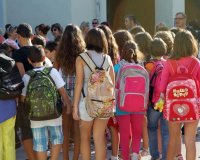 Î˜Î­Î¼Î± ÏƒÏ…Î¶Î®Ï„Î·ÏƒÎ·Ï‚ ÏƒÏ„Î· Î’Î¿Ï…Î»Î® Ï„Î¿ Î²Î¬ÏÎ¿Ï‚ Ï„Î·Ï‚ ÏƒÏ‡Î¿Î»Î¹ÎºÎ®Ï‚ Ï„ÏƒÎ¬Î½Ï„Î±Ï‚live-in | Η Έξυπνη, Αντικειμενική και Εναλλακτική Ενημέρωση!