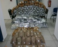 Î”Î¯Ï‰Î¾Î· ÎÎ±ÏÎºÏ‰Ï„Î¹ÎºÏŽÎ½ ÎšÎ±Ï„ÎµÏÎ¯Î½Î·Ï‚: ÎšÎ±Ï„Î±ÏƒÏ‡Î­Î¸Î·ÎºÎ±Î½ 177 ÎºÎ¹Î»Î¬ ÎºÎ¬Î½Î½Î±Î²Î·Ï‚ ÏƒÏ„Î·Î½ Î›ÎµÏ€Ï„Î¿ÎºÎ±ÏÏ…Î¬!live-in | Η Έξυπνη, Αντικειμενική και Εναλλακτική Ενημέρωση!